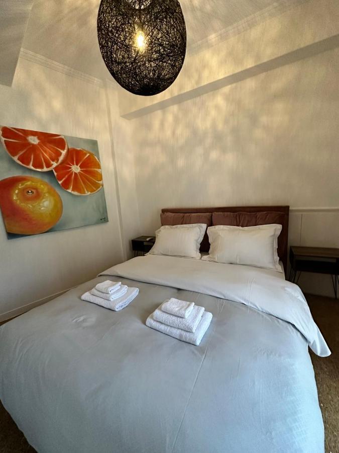 Cozy Apartment At Gazi Square Athen Eksteriør bilde